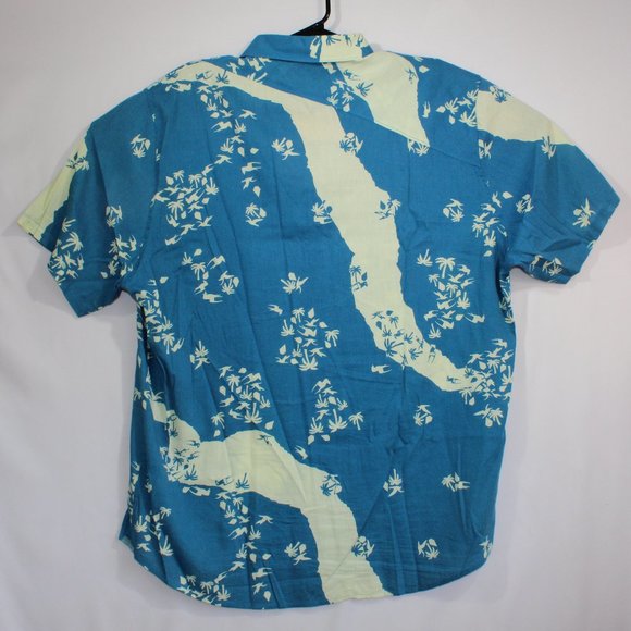 Volcon Men's Floral Short Sleeve Hawaiian Sz XXL - Picture 3 of 3